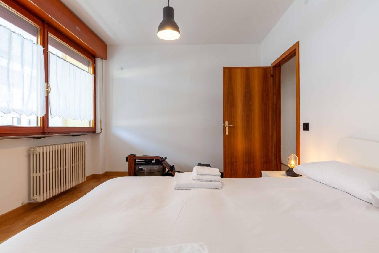 Attico Panoramico In Centro - Civetta Apartment Belluno Exterior photo